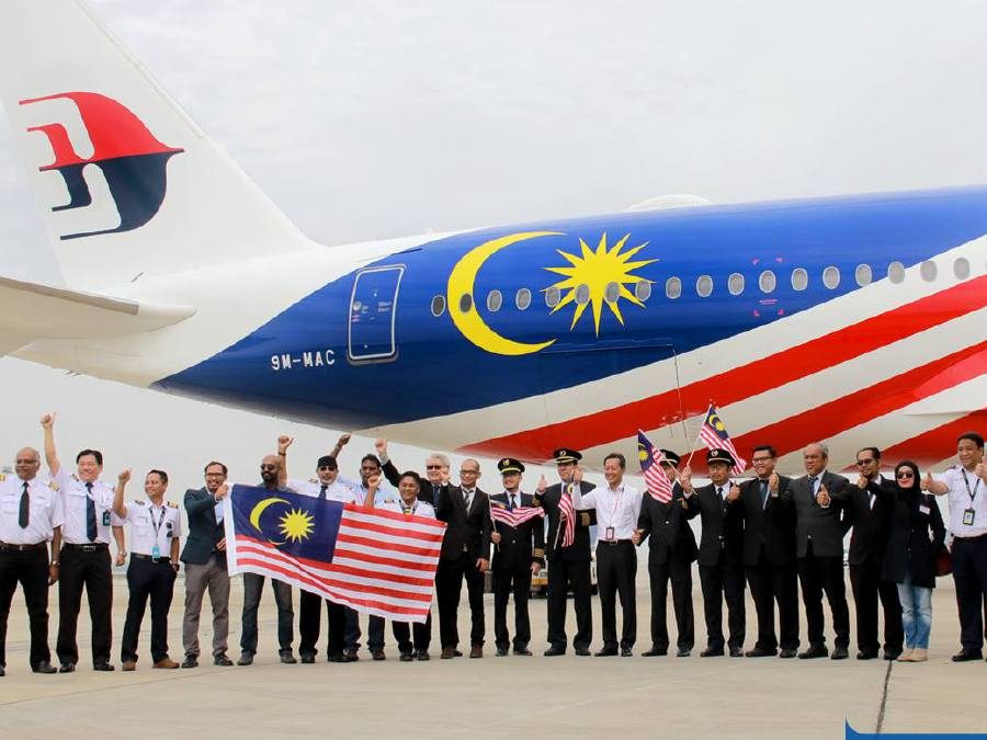 OFFICIATION OF THE FIRST DELIVERY OF MALAYSIA AIRLINES BERHAD (MAB) AIRBUS 350-900