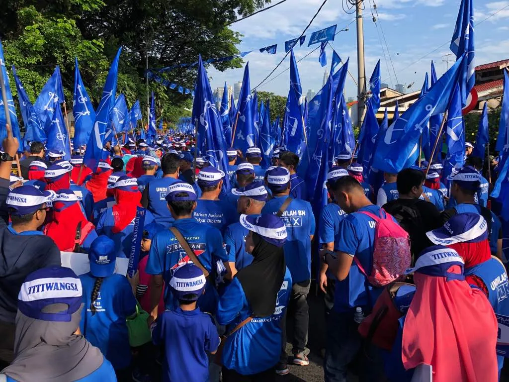 Lebih 1,000 penyokong BN hadir beri sokongan kepada Johari Ghani