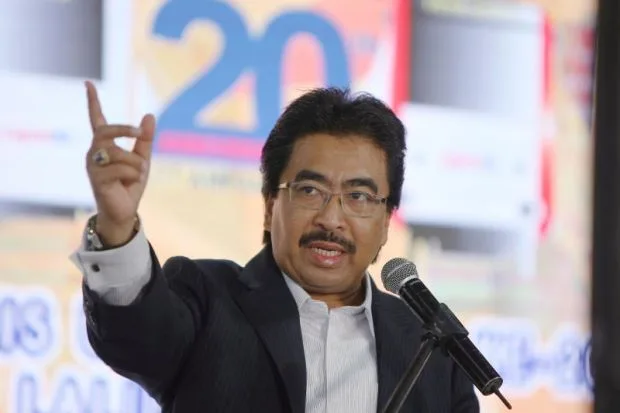 SAMBUTAN ULANG TAHUN  KE-20 LALUAN LRT AMPANG